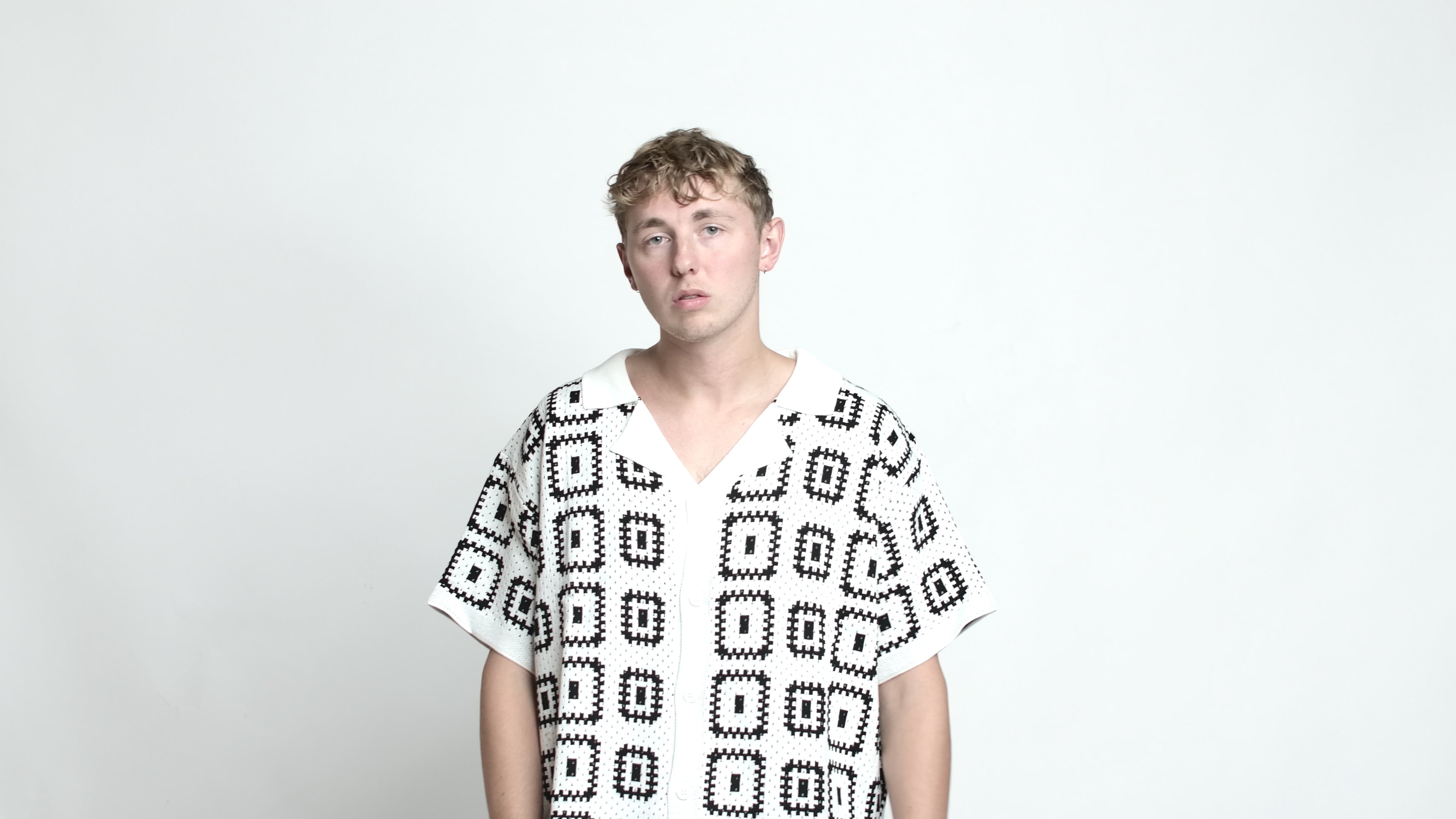 CROCHET REVERE SHIRT