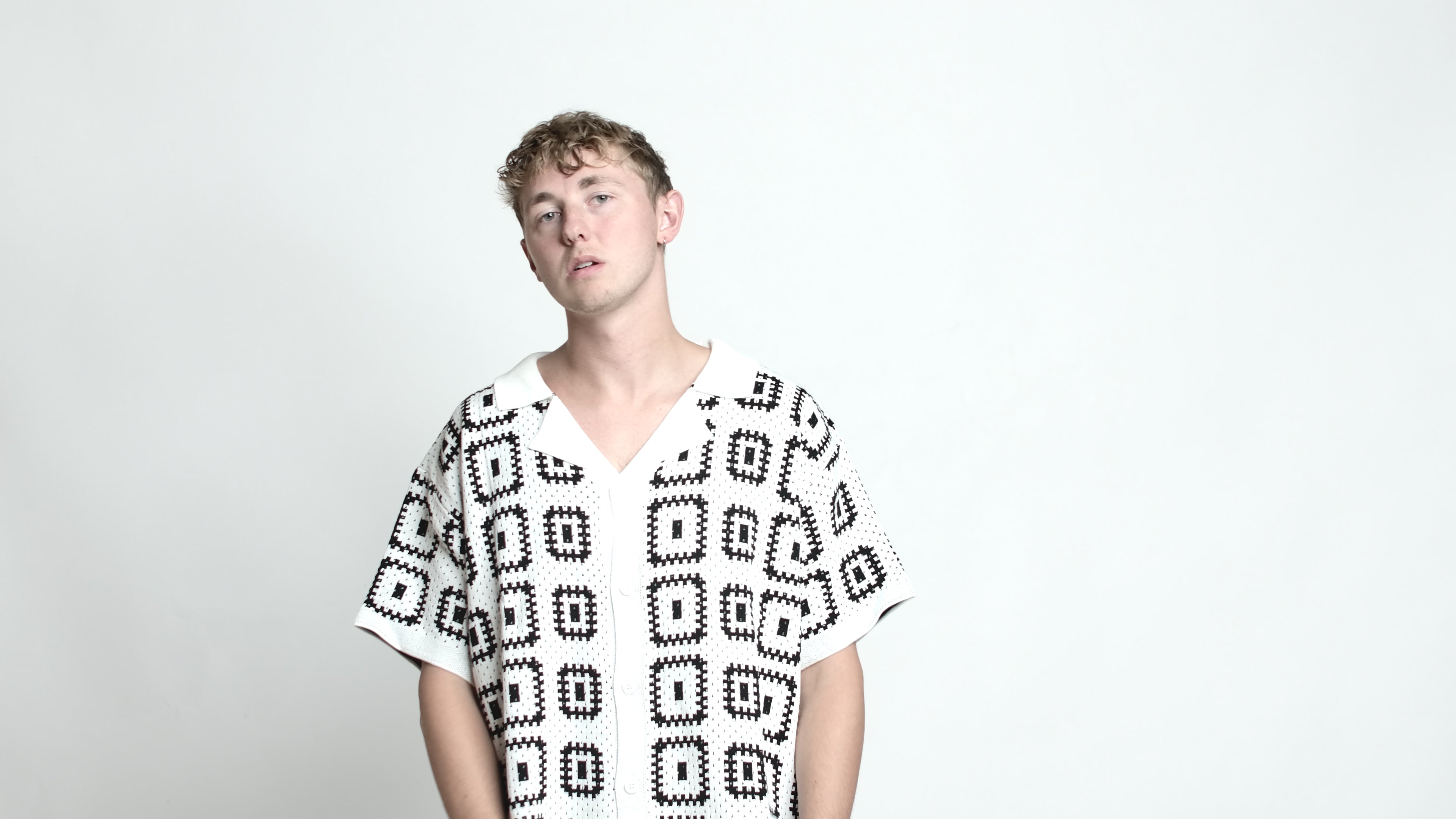 CROCHET REVERE SHIRT