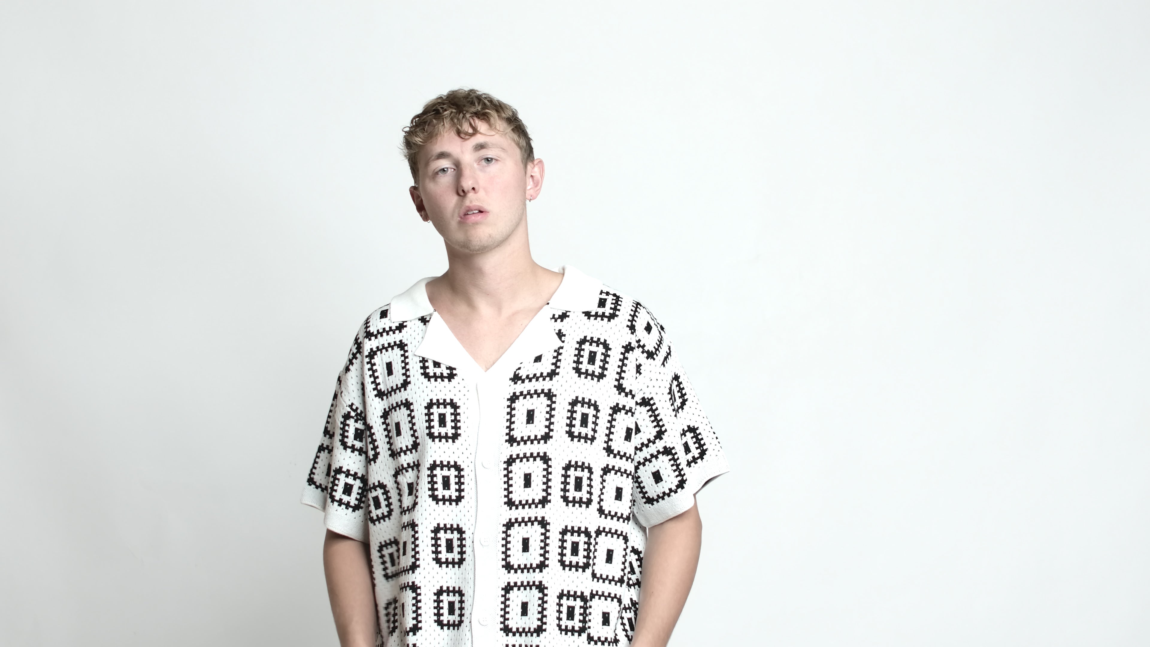 CROCHET REVERE SHIRT